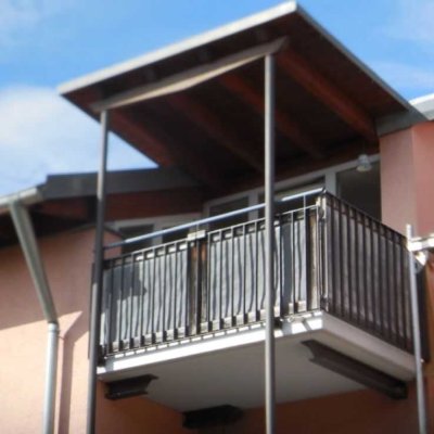 Ansprechende und modernisierte 2-Raum-DG-Wohnung in Neufahrn bei Freising