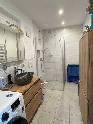 Klasse Wohnung in tollem Neubau mit TG!