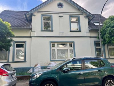 Mehrfamilienhaus mit 4 WE in Lohbrügge mit Neubaupotential