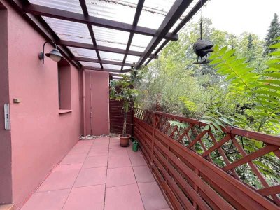 Helles Apartment mit Terrasse in Backsteinvilla! - ideal für den Ruhestand