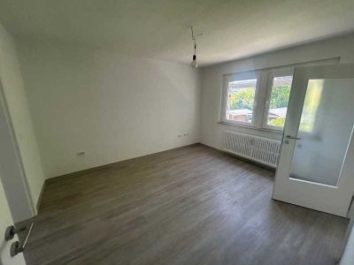 komplett sanierte, helle 3-Zimmer-Wohnung in ruhier Lage