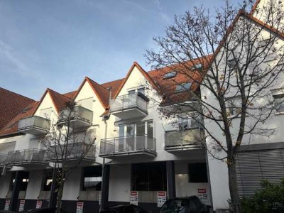 2-Zimmerwohnung stufenlos erreichbar und mit eigenem Eingang in Schweinheim