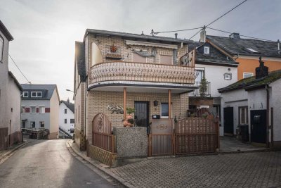 Einfamilienhaus mit Einbauküche in zentraler Lage von Koblenz-Arzheim