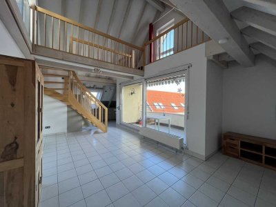 Attraktive 4-Zimmer Maisonette-Wohnung im 4. OG mit Balkon in Sindelfingen
