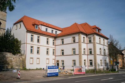 Eschenbach . 2 Zi-Wohnung mit WBS I im ehem. Pfarrheim