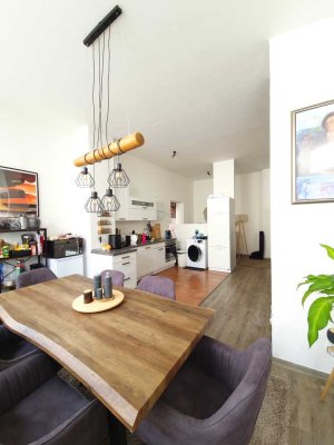 Großzügige Wohnung sucht Nachmieter