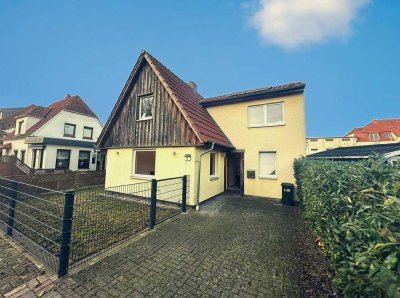 Charmantes Haus mit Wohlfühlatmosphäre und 3 Zimmern zur Miete in Brake