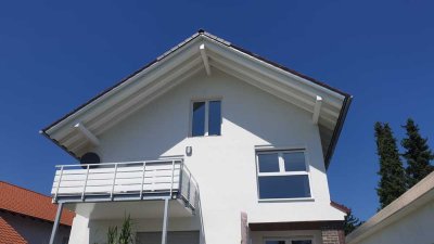 Neuwertige 4-Zimmer-Wohnung mit Balkon in Hofheim, Lampertheim