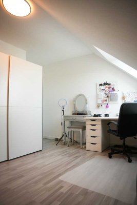 Attraktive vermietete 3-Zimmer-Eigentumswohnung mit Balkon und Tiefgaragenstellplatz