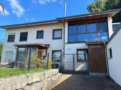 Exklusives Wohnen mit Schlossblick - provisionsfrei