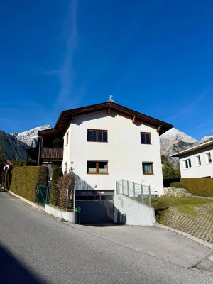 Sonnige Gartenwohnung mit Westterrasse – 3 Zimmer in Mieming