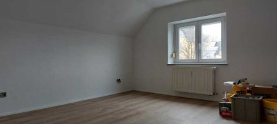 Charmante 2,5-Zimmer Dachgeschosswohnung in Augsburg-Göggingen