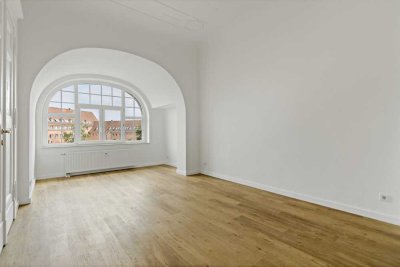 Stuck, Stil, Stellplatz-Exklusives Wohngefühl in Freiimfelde!