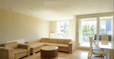 Geschmackvolle, modernisierte 4-Zimmer-Maisonette-Wohnung mit geh. Innenausstattung mit EBK