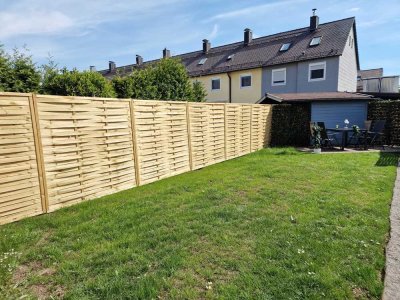 Gartenwohnung (hochwertige EBK, 3 Zimmer) gehobener Innenausstattung in Neutraubling