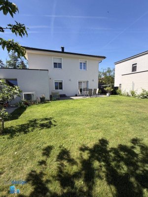Modernes Einfamilienhaus in schöner Siedlungslage !