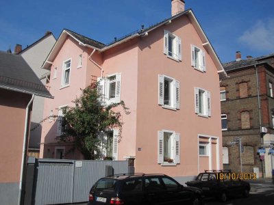 Gemütliche 2-Zimmer-Wohnung in Frankfurt-Höchst - von  privat ab sofort