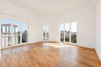 Hoch hinaus: Elegantes Penthouse mit Panorama und viel Licht