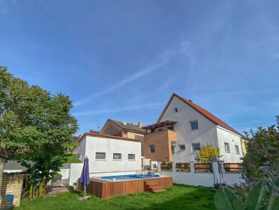 Einfamilienhaus freut sich auf eine kleine Familie!