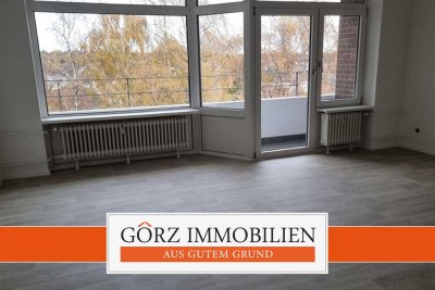 Barmstedt - Begehrte Lage mit Weitblick!
Einzimmerwohnung mit Balkon und ohne Einbauküche im 5. OG