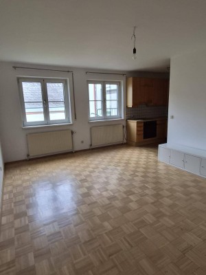 Ruhige, schöne 56m2 Wohnung mit Gartenbenützung in U2-Nähe