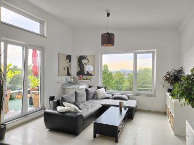 Traumhafte 2-Zimmer-Penthousewohnung mit Terrasse und Einbauküche