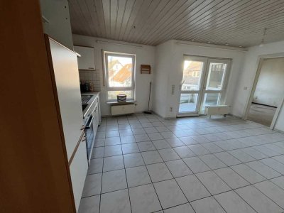 Frei - Balkon - Zentrum - hell und schön!