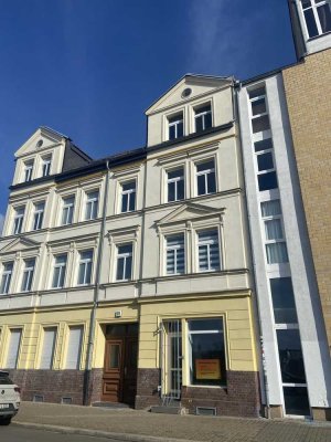 Magdeburg-Neustadt/ 2,5-R.-Wohnung mit Einbauküche + Balkon