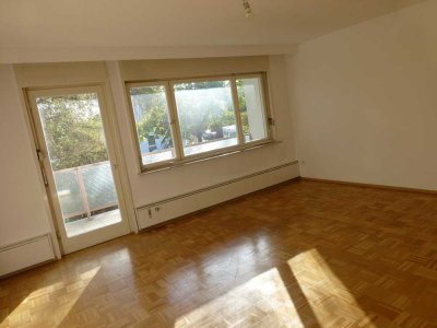 Helle, ruhige 3-Zimmer-Wohnung mit Balkon und Einbauküche in Karlsruhe Nordweststadt