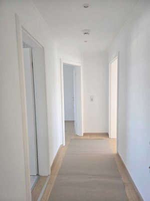 Traumhaft gelegen+++2 Zimmer+++neu renoviert