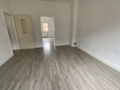 2 Zimmer - gepflegt - Zentral
