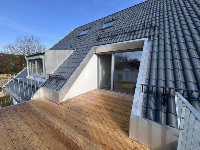 Bezugsfertig: Helle Dachgeschoss-Maisonette mit Süd-Loggia in schöner Umgebung