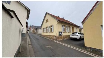 Schmuckkästchen in Gau-Weinheim