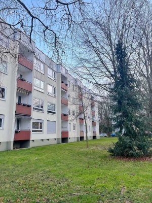 Vollständig renovierte 3-Zimmer-Wohnung mit Balkon und Einbauküche in Kassel, provisionsfrei