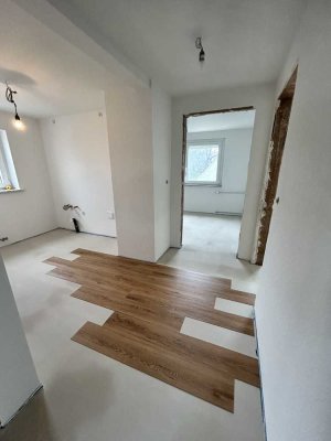 attraktive 3,5-Zimmer-Wohnung mit Einbauküche und Balkon (neu Saniert)