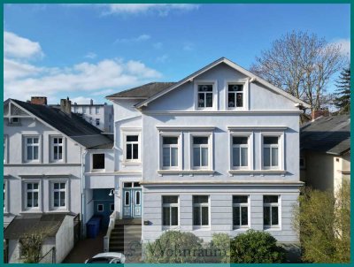Sichern Sie Ihre Altersvorsorge mit einem stilvollem Mehrfamilienhaus im beliebten Lotsenviertel.