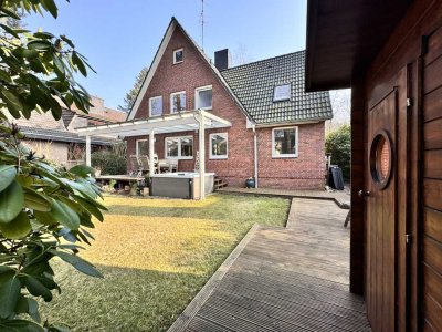 PLATZ FÜR DIE GANZE FAMILIE - EINFAMILIENHAUS IN RISSEN