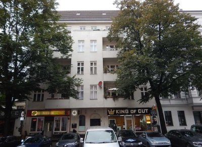 2-Zimmer in Wedding Altbau l Sanierungs bedürftig