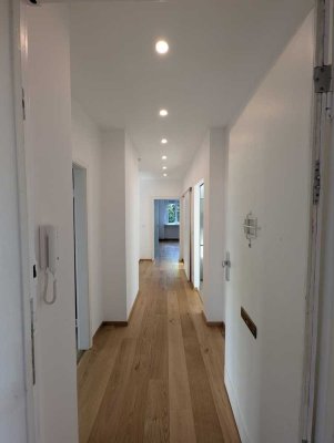 Super gelegene 4-Zimmer-Wohnung mit bester Raumaufteilung in ruhiger Lage und mit Blick ins Grüne