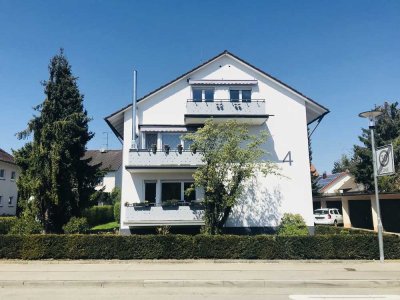 Stilvolle 3,5-Zimmer-Wohnung mit gehobener Innenausstattung mit Balkon in Rielasingen-Worblingen