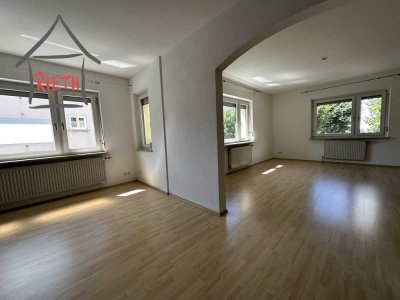 * Schöne Stadtwohnung in LB-Süd mit großem Wohnbereich und Garage *