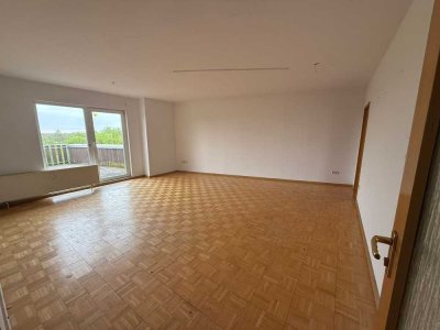 Exklusive Dachgeschosswohnung mit großer Sonnenterrasse und hochwertiger Ausstattung