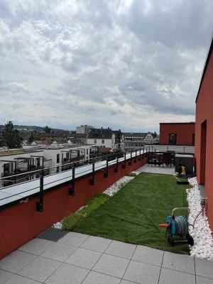 3 Zimmer Wohnung mit tollem Ausblick über Darmstadt (3 Seiten Dachterrasse)
