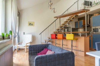 Sehr helle 2,5-Zimmer Galeriewohnung in ruhiger Wohngegend im Stadtsüden