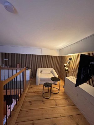 Hochwertige Studenten - Atelier Studio