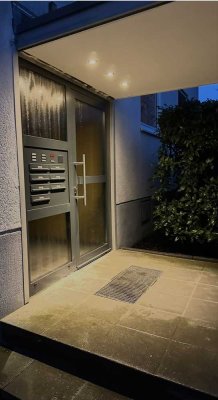 Helle 4-Zimmerwohnung mit Balkon zu vermieten