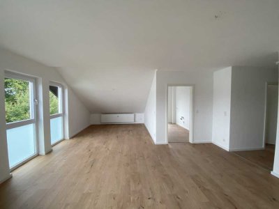 Gemütliche 3-Zimmer-Dachgeschosswohnung mit Balkon