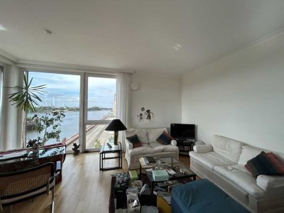Moderne 3-Zi.-Wohnung mit Balkon und Blick auf die Weser
