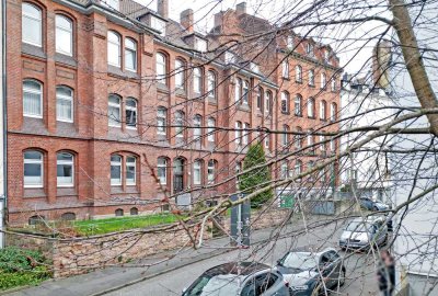 Kurzfristig frei: 1-Zi.-App. in charmantem Altbau, KS-Südstadt, unterhalb Weinberg