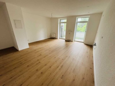 2 MONATE KALTMIETFREI! Große 4-Zimmer Wohnung mit Balkon